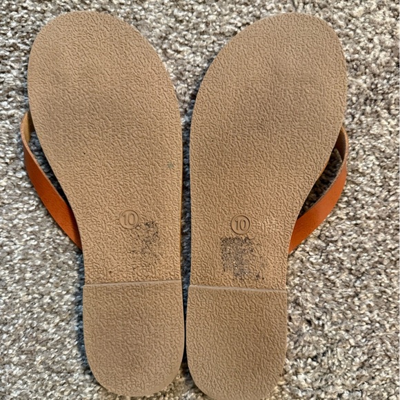 Brown Faux Leather Flip Flops size 10 - Picture 2 of 2